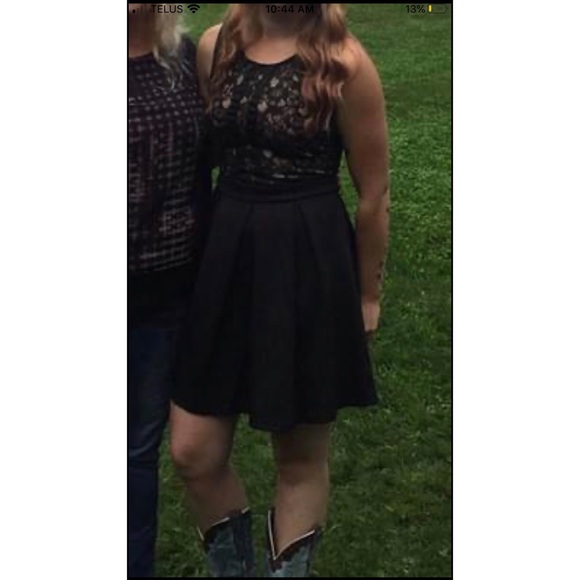 Mid length dress - Picture 4 of 4